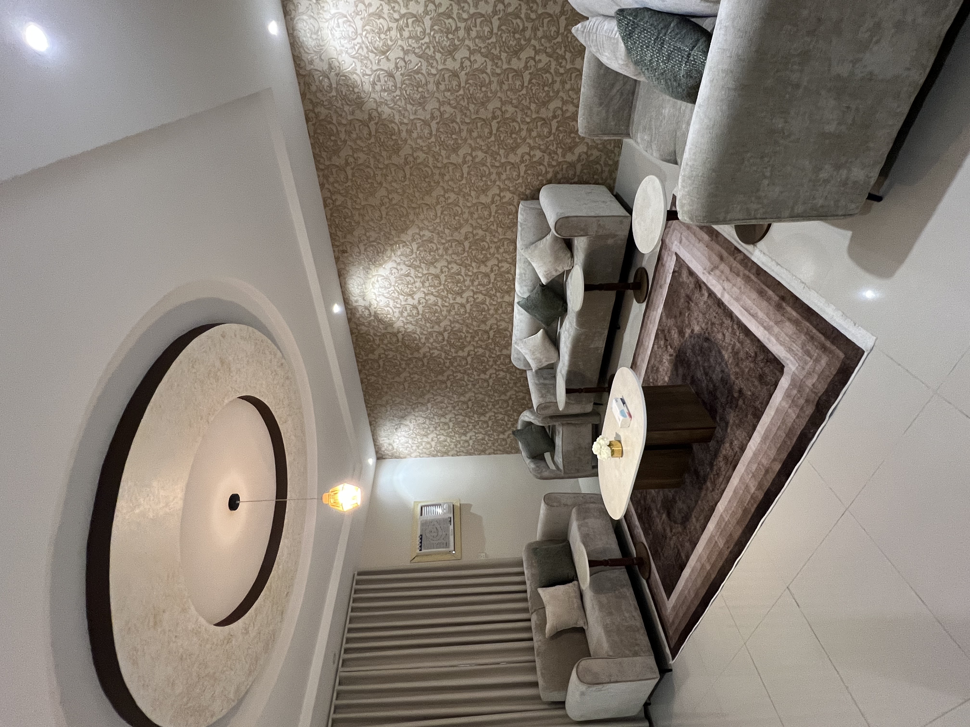 غرفه بسرير ماستر وصاله