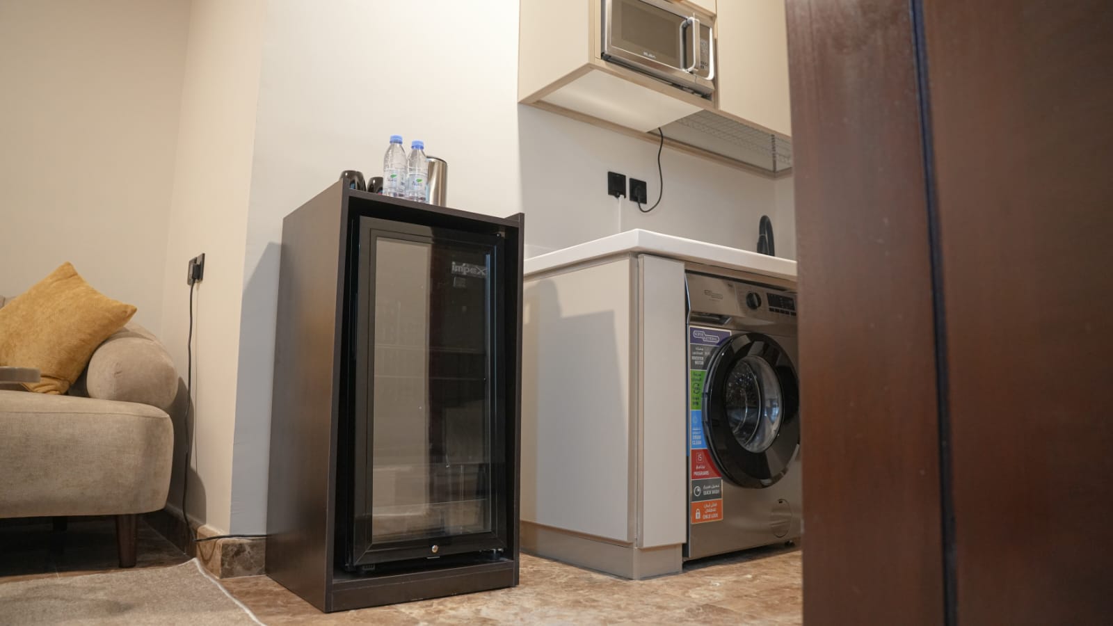 307-شقه فاخره بموقع مميز ودخول ذاتي