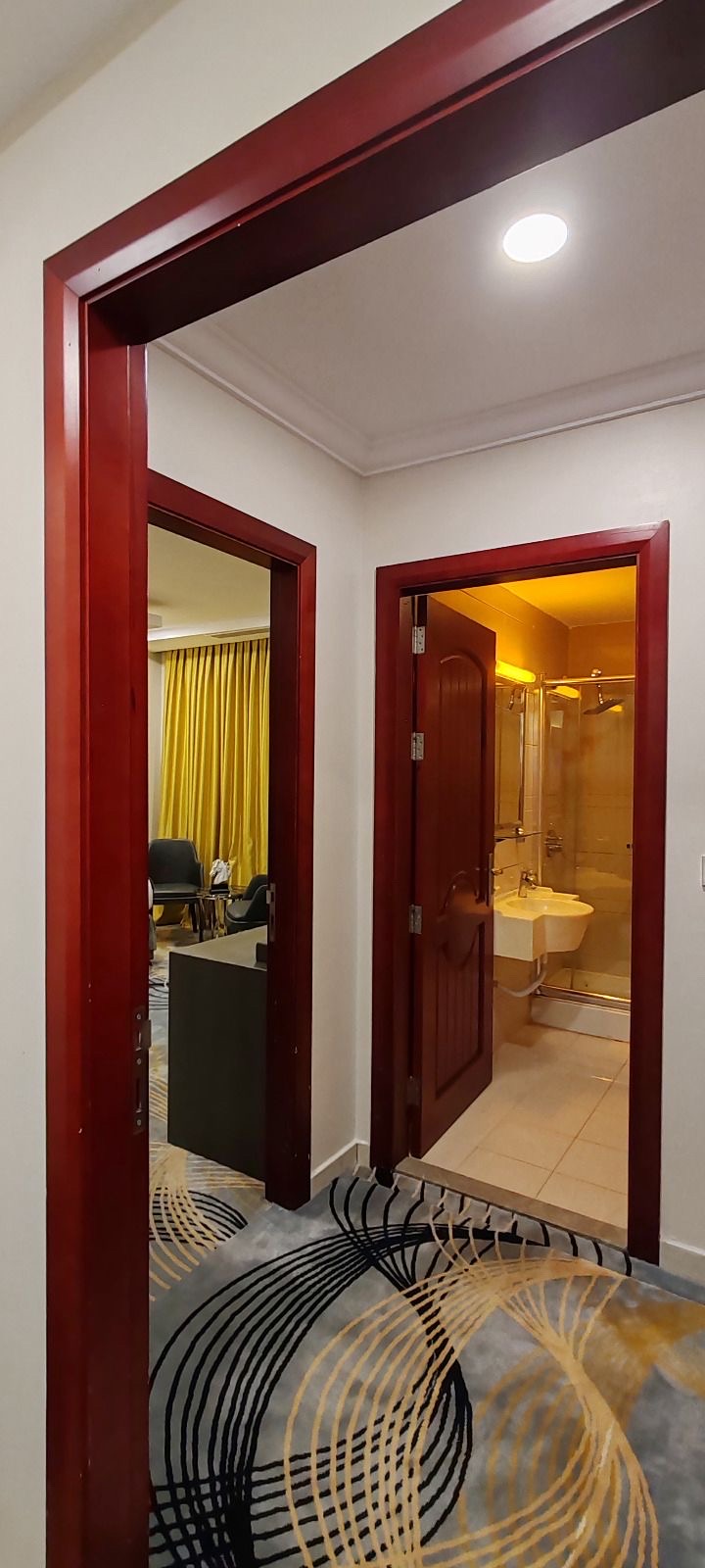 شقه فندقيه ثلاث غرف