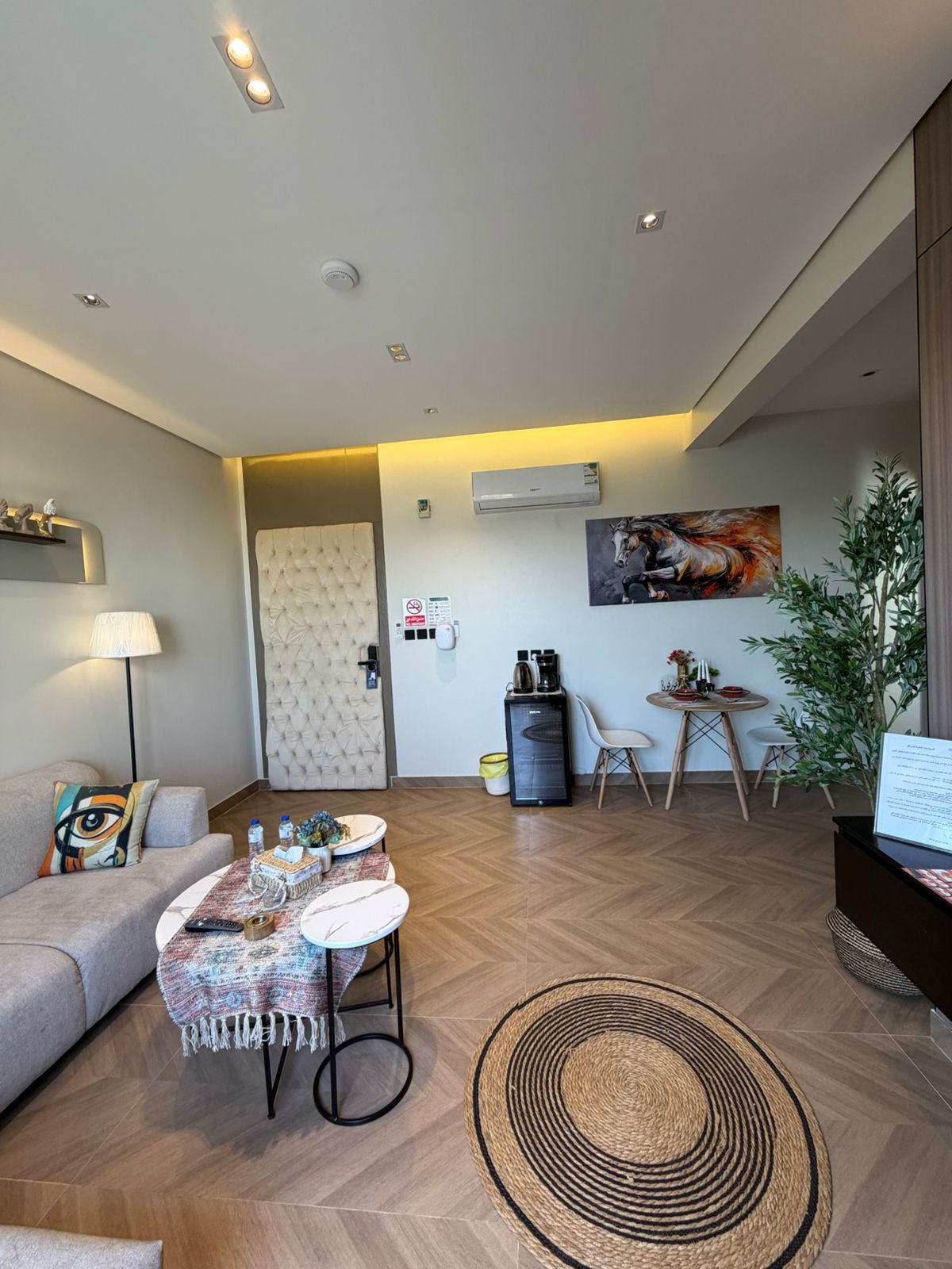 شقه ماستر واطلاله بلكونه