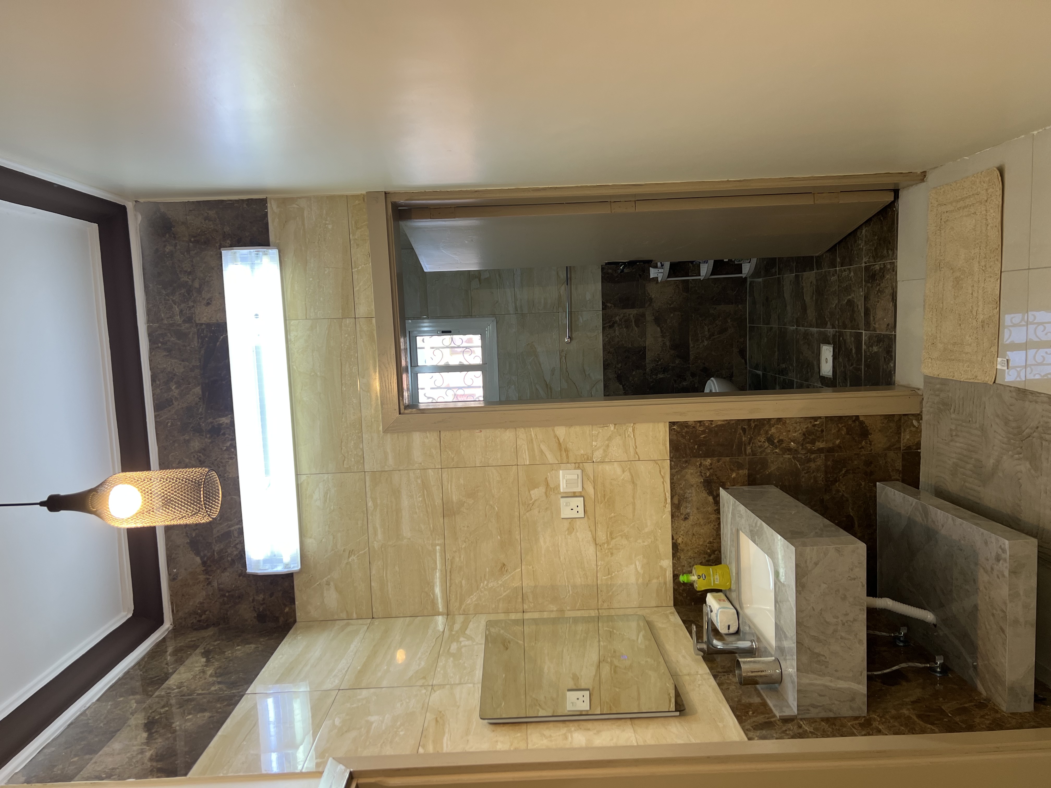 غرفه بسرير ماستر وصاله