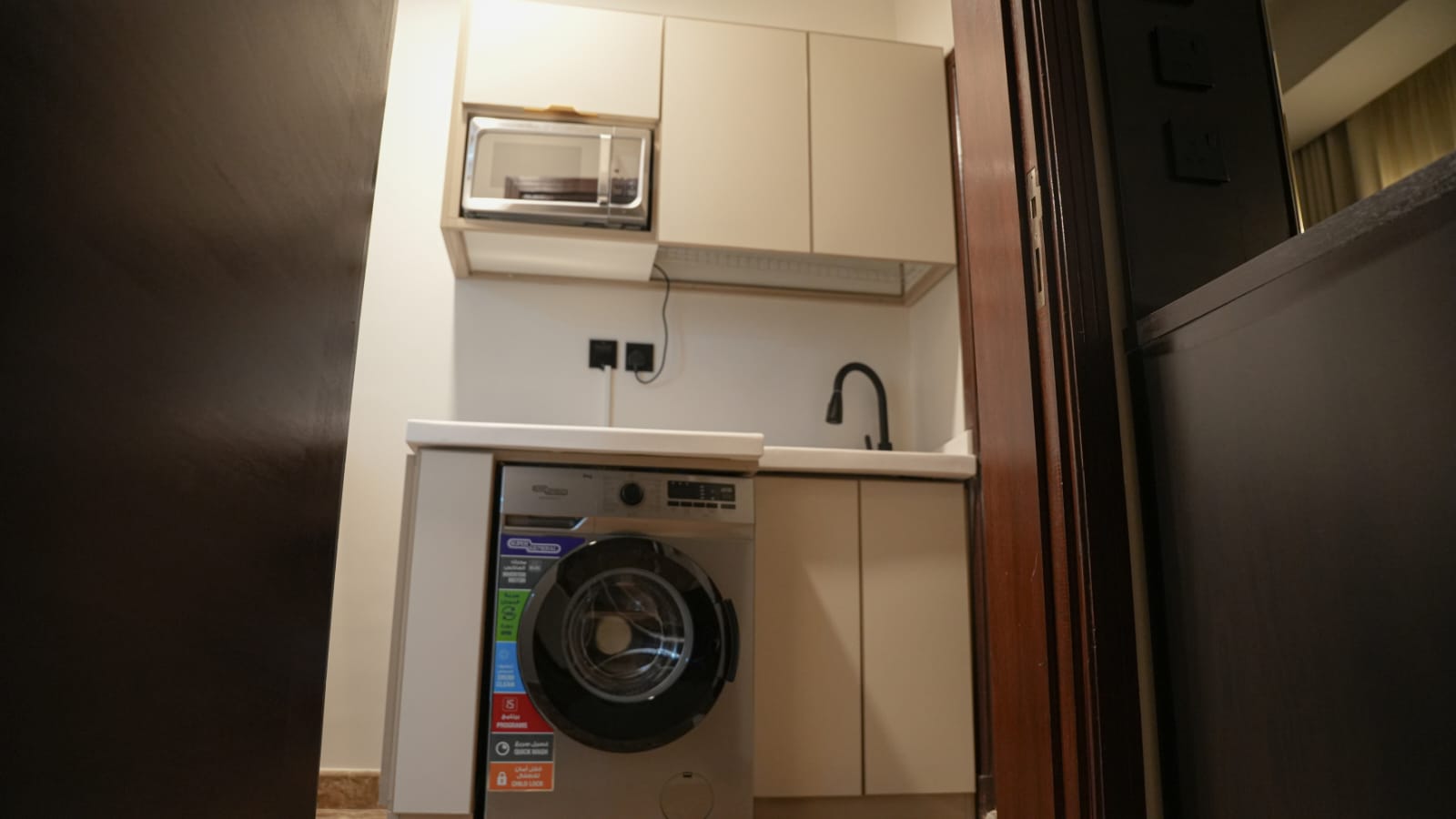 307-شقه فاخره بموقع مميز ودخول ذاتي