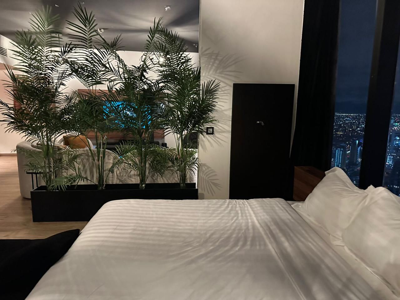 استديو في برج رافال