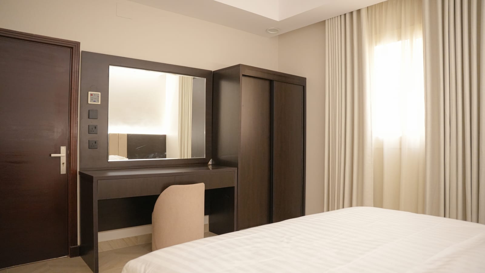 403-شقه فاخره بموقع مميز