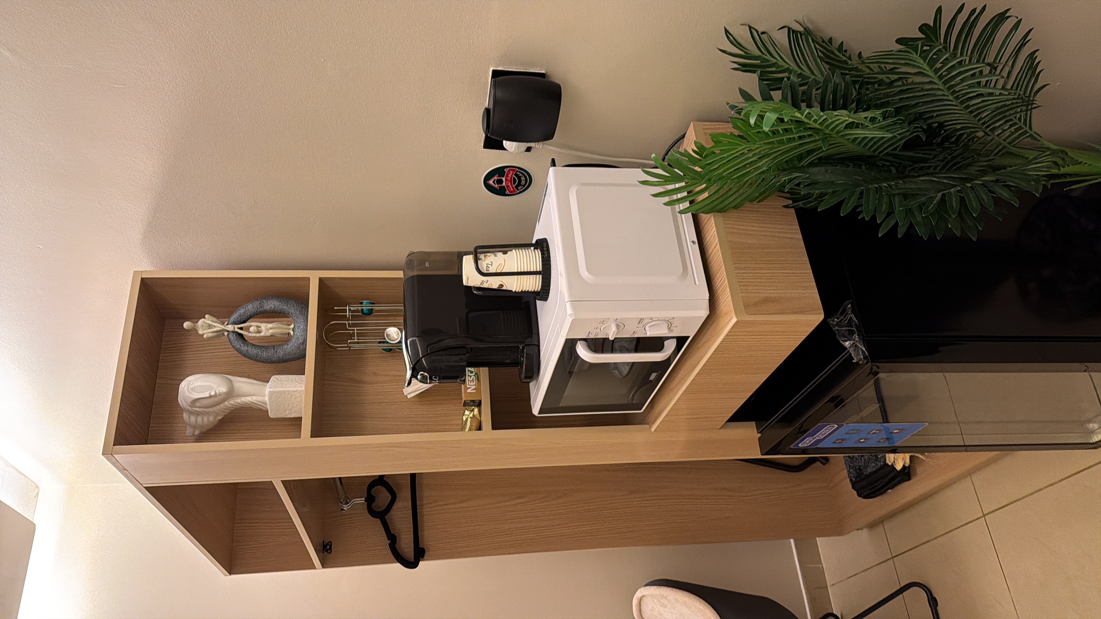 استديو الملقاء