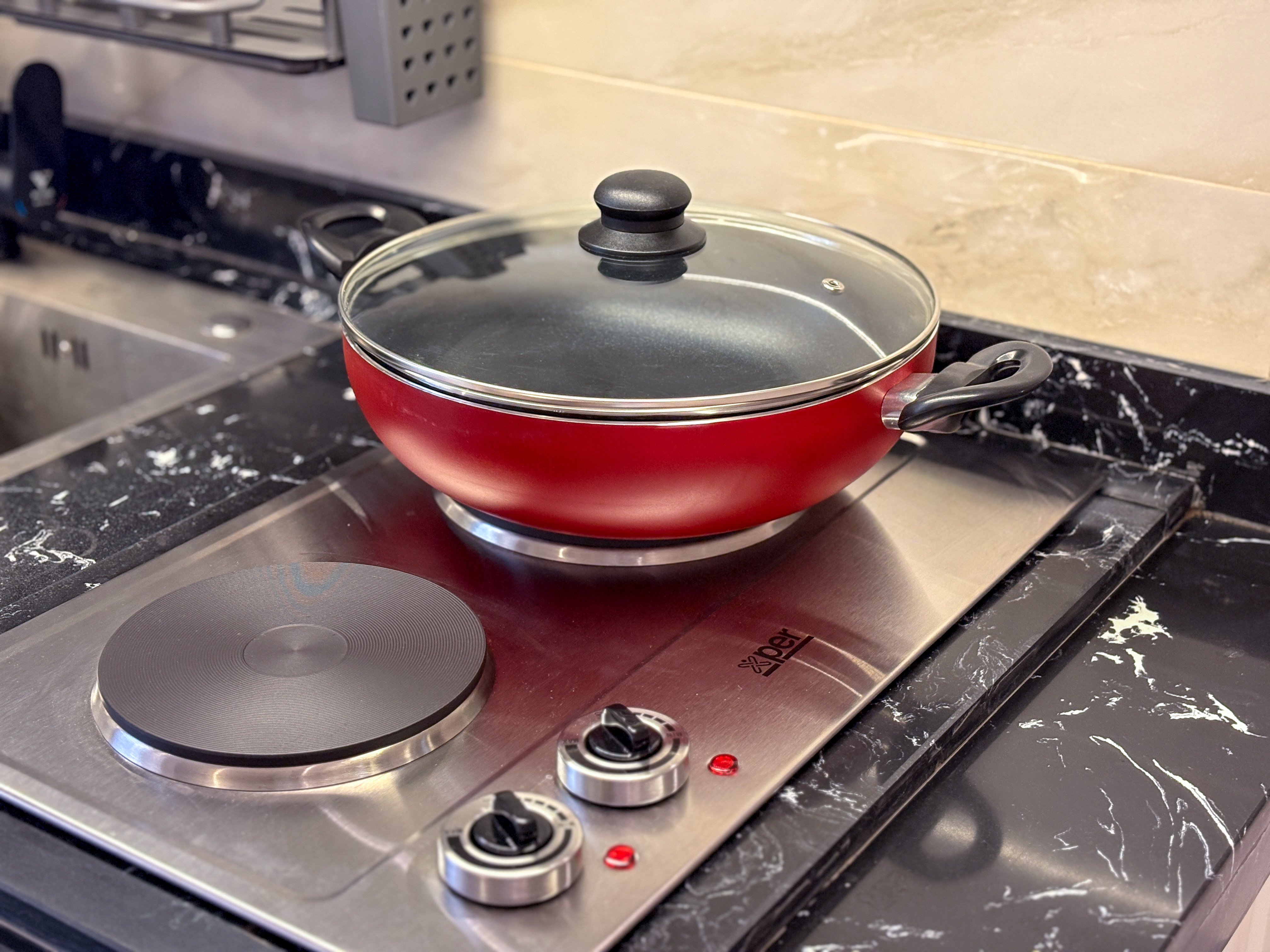 شقه اقامه طويله | غساله | مطبخ كامل | السليمانيه