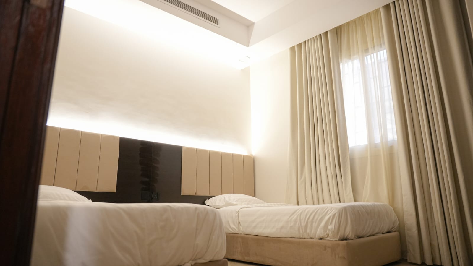 401-شقه فاخره بدخول ذاتي وموقع مميز