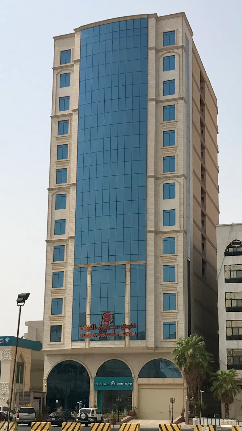 فندق ميدان النزهه الفندقيه - غرفه كينج - غرفه ثلاثى - غرفه رباعى