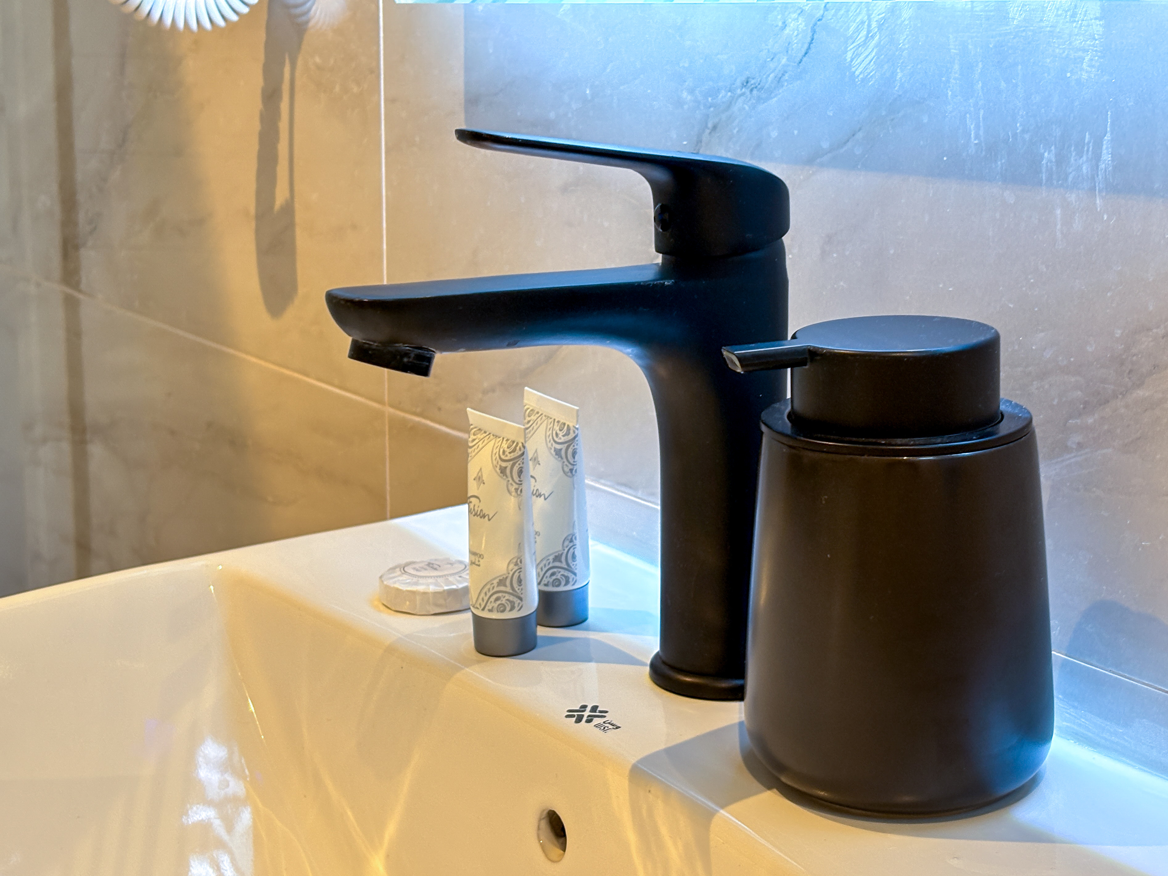 شقه اقامه طويله | غساله | مطبخ كامل | السليمانيه