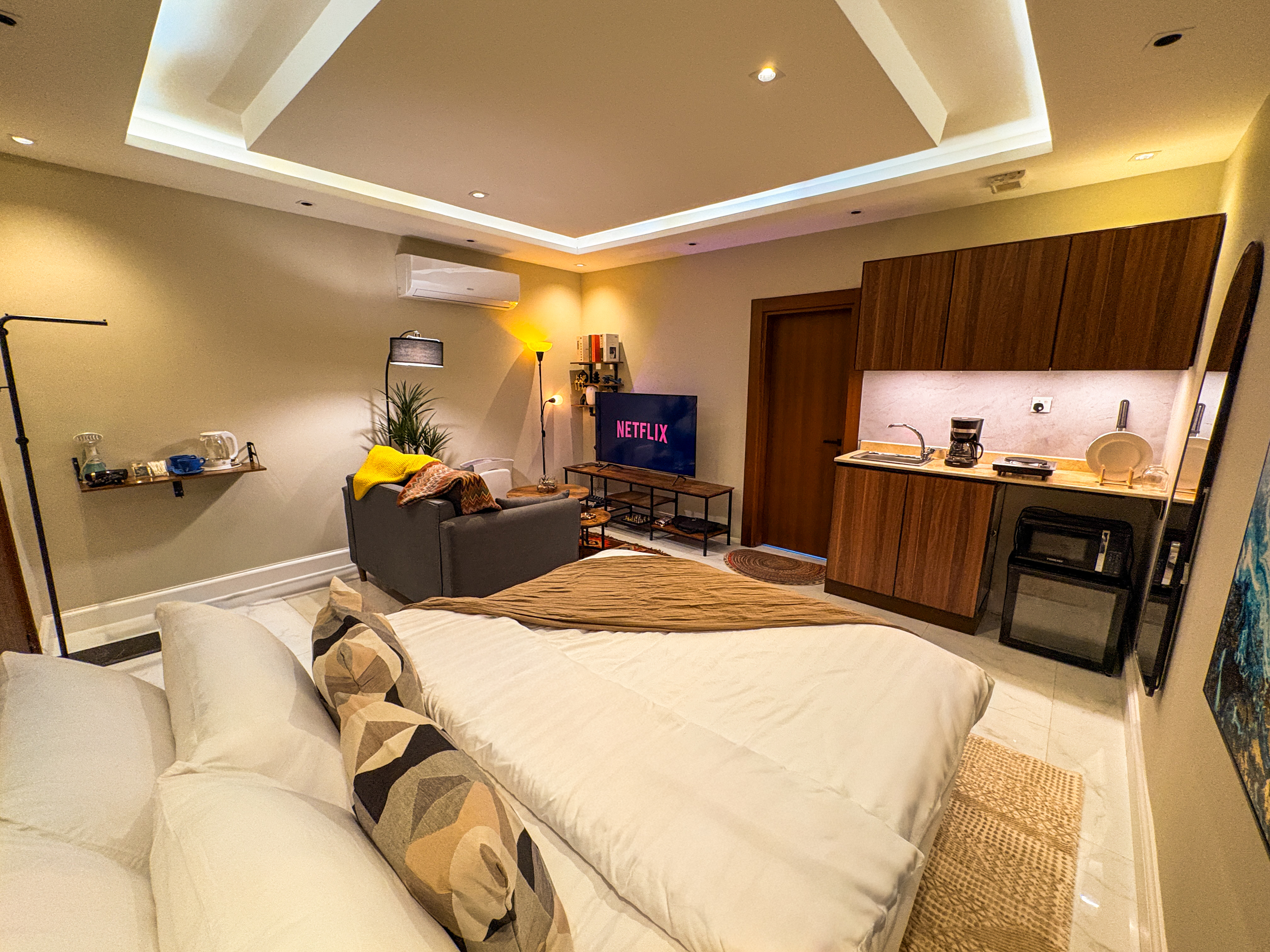 خصومات اسبوعيه وشهريه | Wi-Fi | مكتب عمل | مطبخ