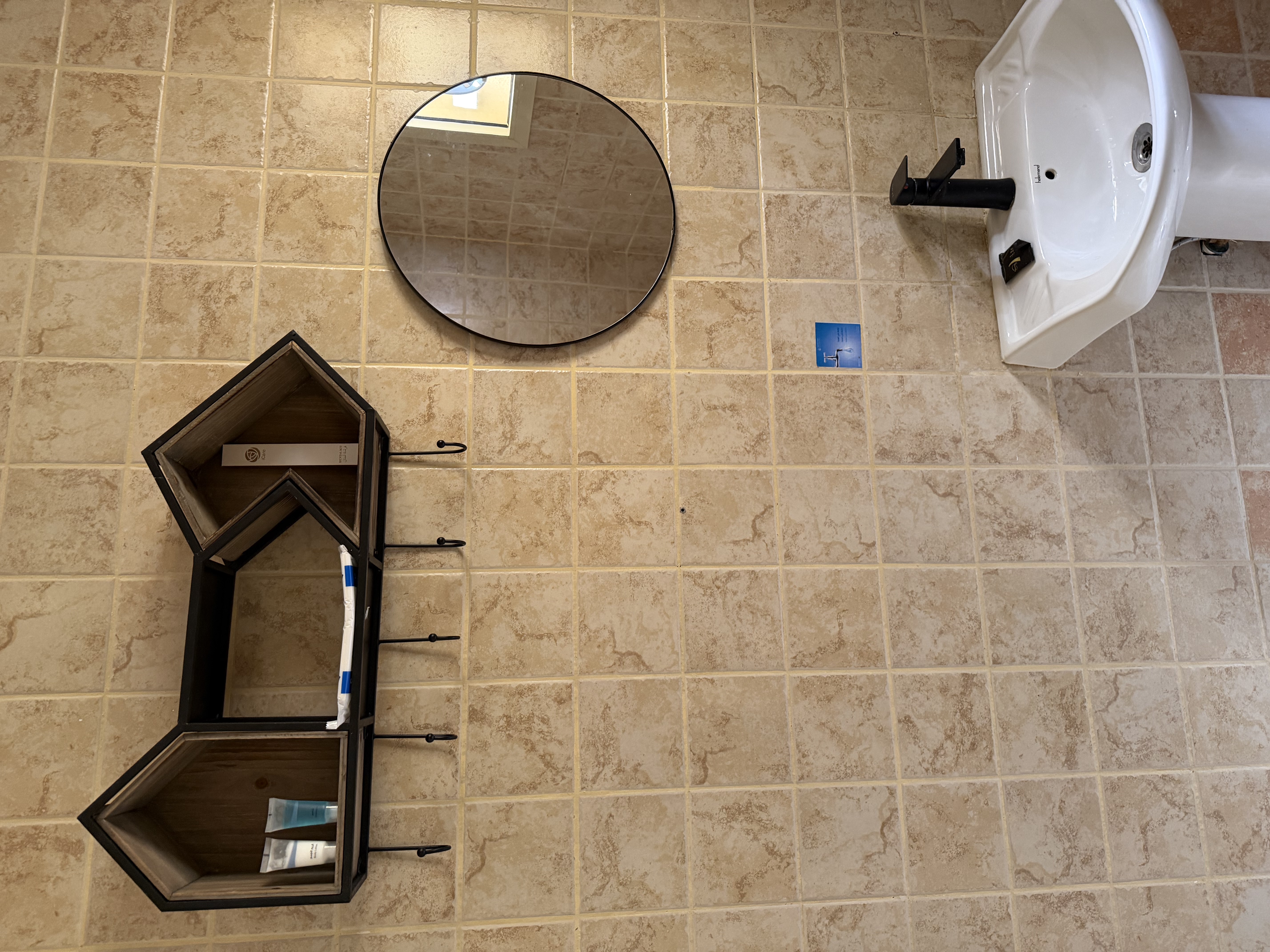 استديو الملقاء