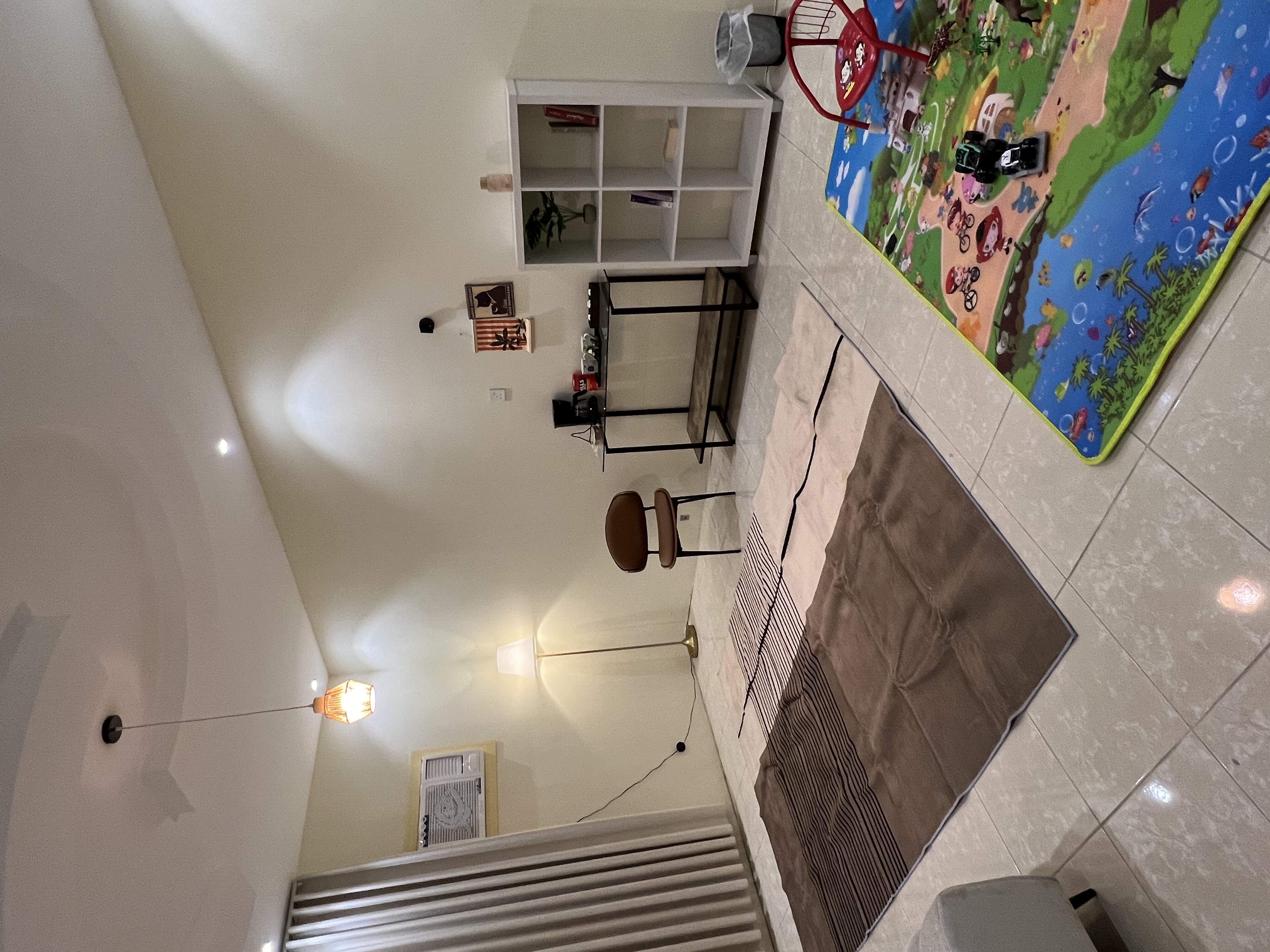 شقه بغرفه نوم ماستر وغرفه نوم اخرى٣