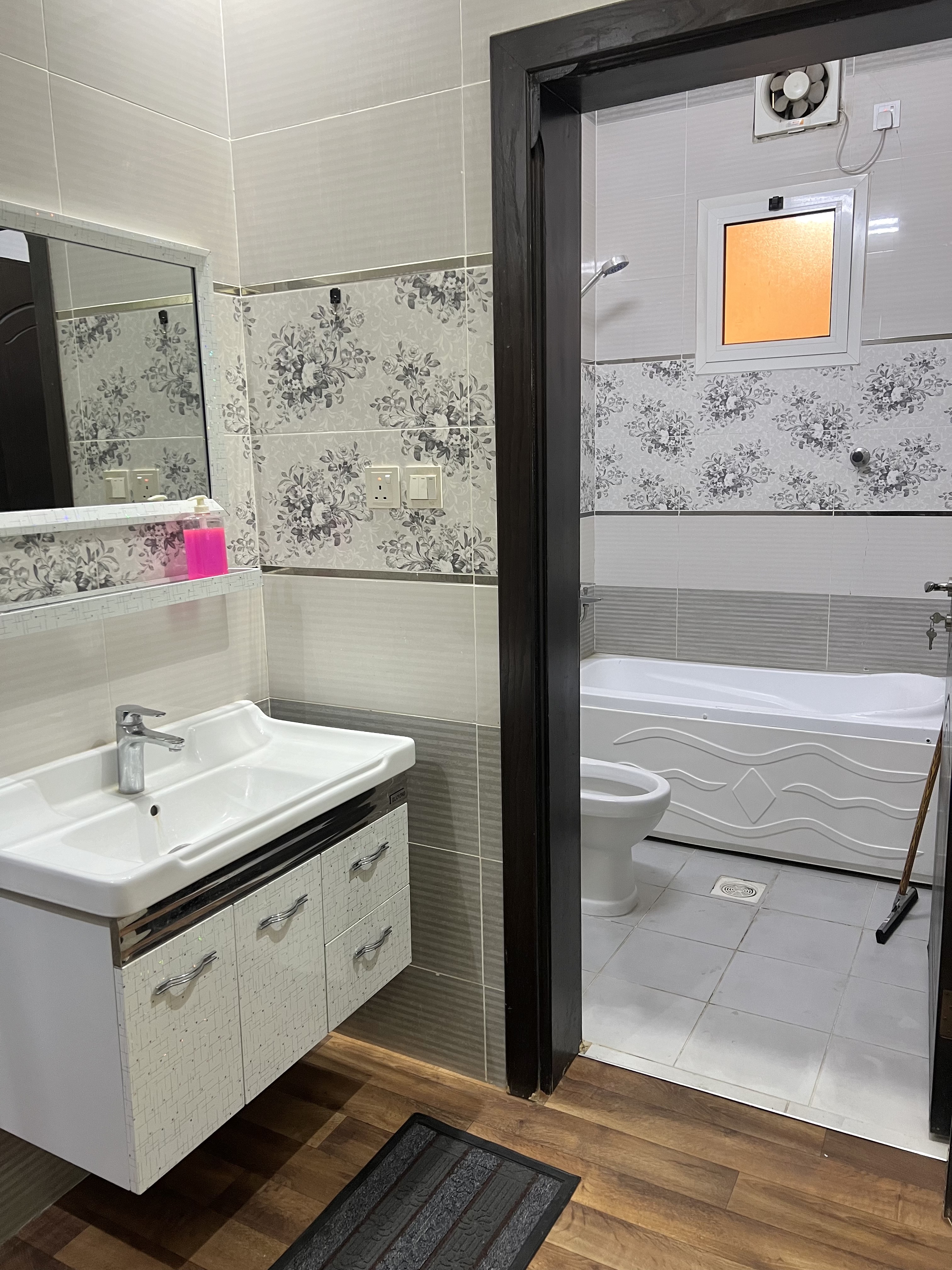 شقه غرفتين نوم وغرفه معيشه