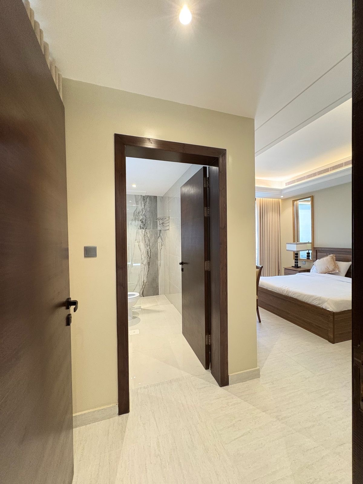 فيلا لونا بيتش على شاطئ البرادايس